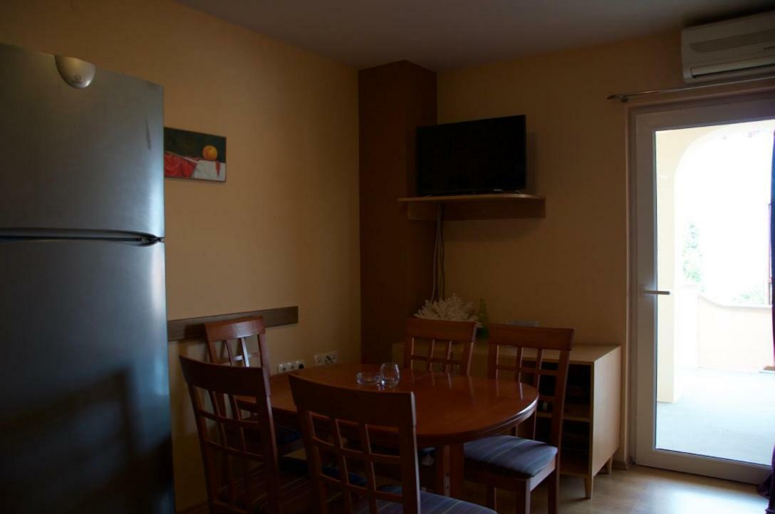 Apartment Viveniti Klenovica Eksteriør billede